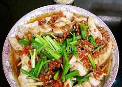 剁辣椒蒸鱼