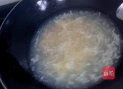 焙辣鸡蛋花汤的做法图解8