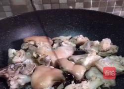 黄豆炖猪蹄的做法图解4