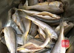 香煎黄花鱼的做法图解1