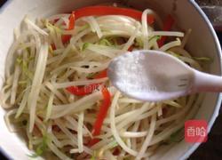 凉拌绿豆芽的做法图解4