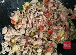 蒜苔炒黄牛肉(酸辣版)的做法图解5