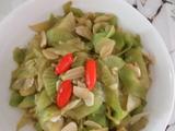 清炒蒜味莴笋