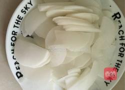 白萝卜片炒五花肉的做法图解3