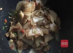 白萝卜片炒五花肉的做法图解12