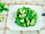 鸡汁蒜香炒丝瓜的做法[图]