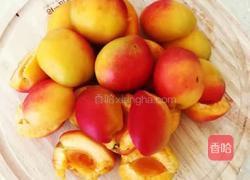 甜杏酱的做法图解1