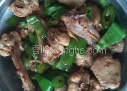 鸡翅膀炒青椒
