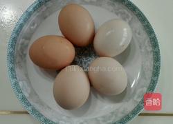 赛螃蟹（又名黄鱼炒蛋）的做法图解2
