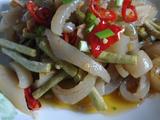 泡菜炒猪皮