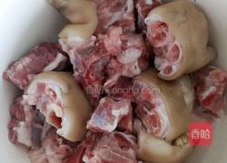 红烧猪脚的做法图解1