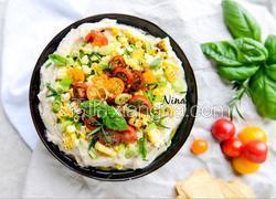 圣女果鹰嘴豆泥色拉