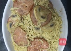 圣女果圈火腿奶油方便面的做法图解4