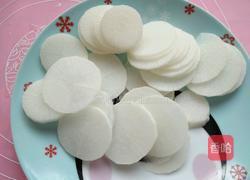 白萝卜番茄冰柠浴的做法图解1