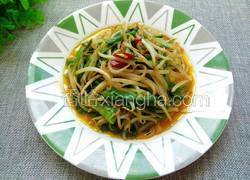 绿豆芽炒韭菜