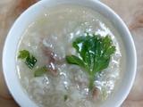 萝卜丝肉片鱿鱼粥的做法[图]