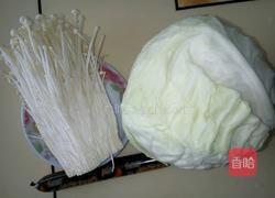 卷心菜卷金针菇的做法图解1