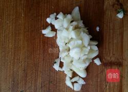 蒜蓉油麦菜的做法图解2