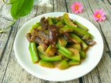 爆炒海参丝瓜的做法[图]