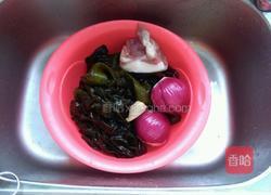 裙带菜猪肉混沌的做法图解2