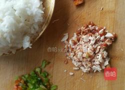奥尔良脆骨肠炒饭的做法图解2