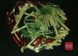 韭菜绿豆芽炒猪红的做法图解4
