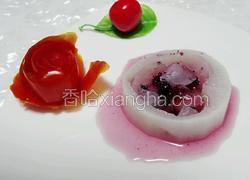 蓝莓浇汁白萝卜