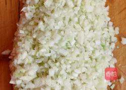 卷心菜鸡蛋虾皮馅饼的做法图解2