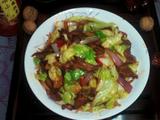 卷心菜洋葱炒肉