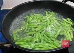 豬肉炒四季豆的做法图解3