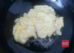 香椿炒米饭的做法图解3