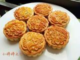 广式莲蓉月饼