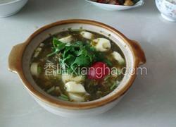 酸菜肉末豆腐汤