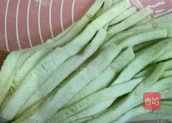 黄瓜汁手擀面的做法图解12