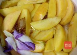 自制黄桃罐头的做法图解3