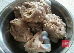 腐乳肘子的做法图解3