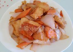 豆腐干炒洋葱胡萝卜片