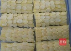 西杏炸虾卷的做法图解4