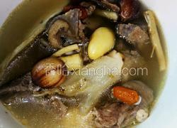 鸽子药膳汤