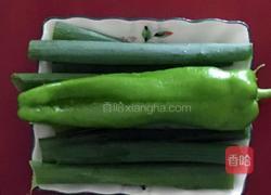 农家菜辣椒鸡蛋焖子（也叫鸡蛋酱）拌茄子土豆的做法图解2