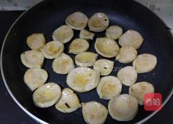 菜根炒肉饼的做法图解2