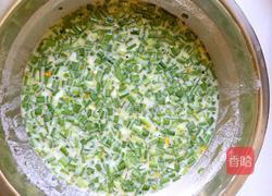 韭菜鸡蛋饼的做法图解4