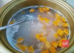 大米南瓜粥的做法图解5