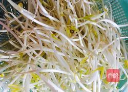 银芽肉丸炒面的做法图解2