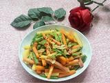 炒三条（土豆，豆角，胡萝卜）的做法[图]