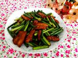 蒜薹五花肉