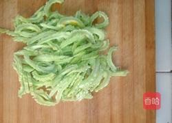 苦瓜凉面的做法图解3