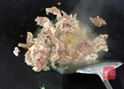 西兰花炒瘦肉虾仁的做法图解7