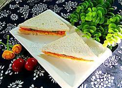 鸡蛋火腿三明治