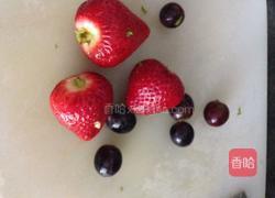 酸奶蔬果沙拉的做法图解2